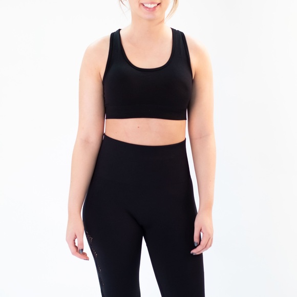 Seamless Black Scallop Bra XS-3X NWT - Picture 3 of 3